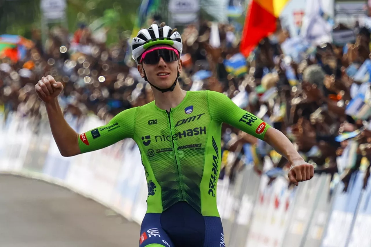 Tadel Pogacar helmugara iritsi denean