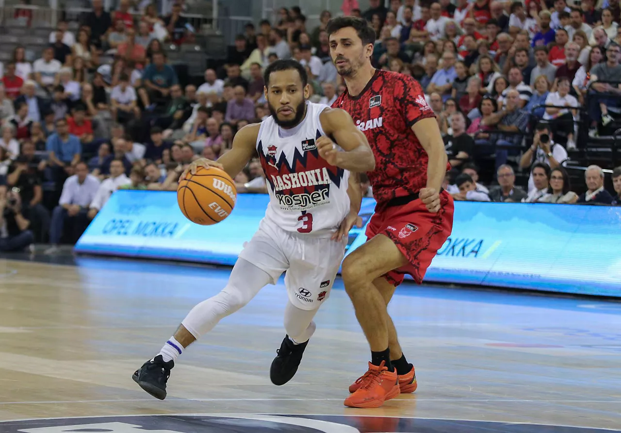 Markquis Nowell Baskonia - Coviran Granada partida