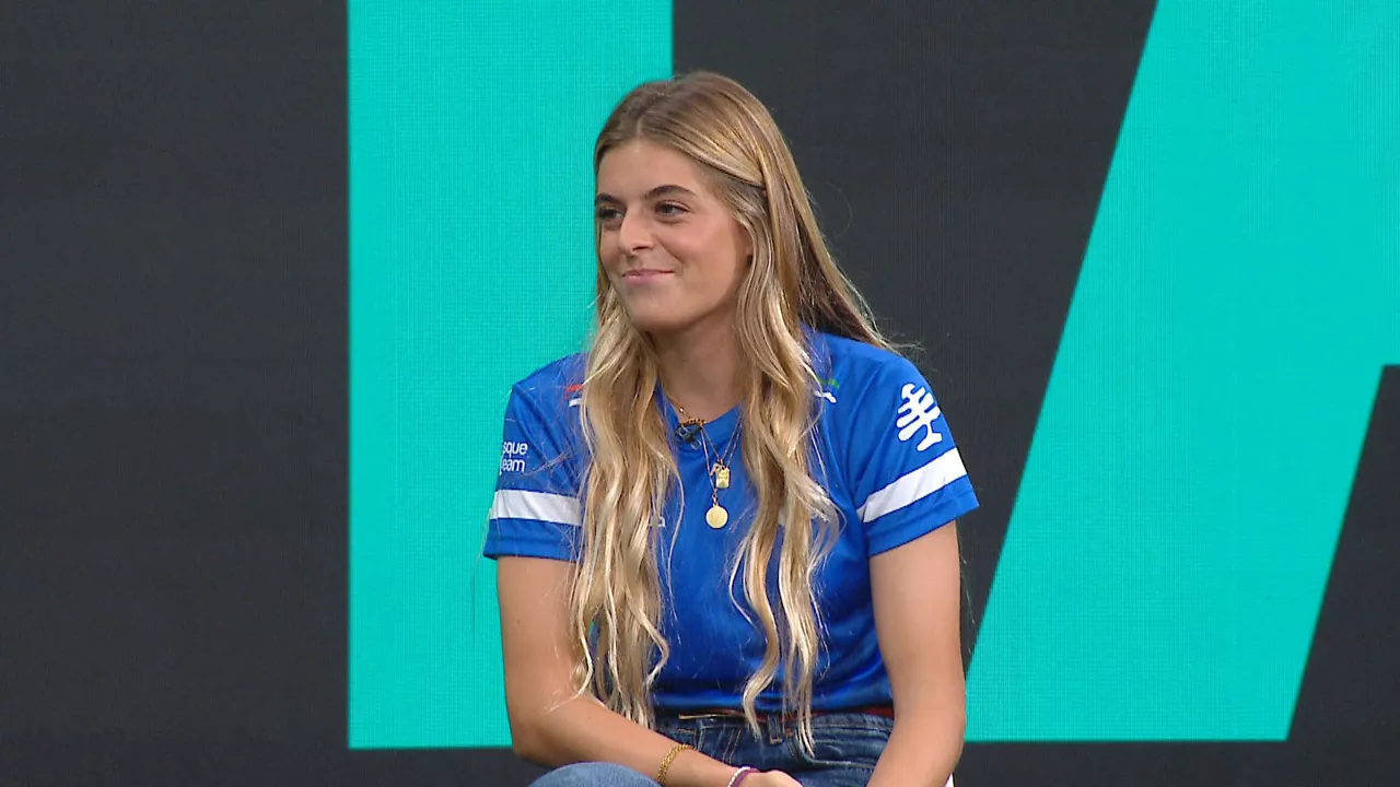 20251023192400_janire-gonzalezetxabarri-surf_