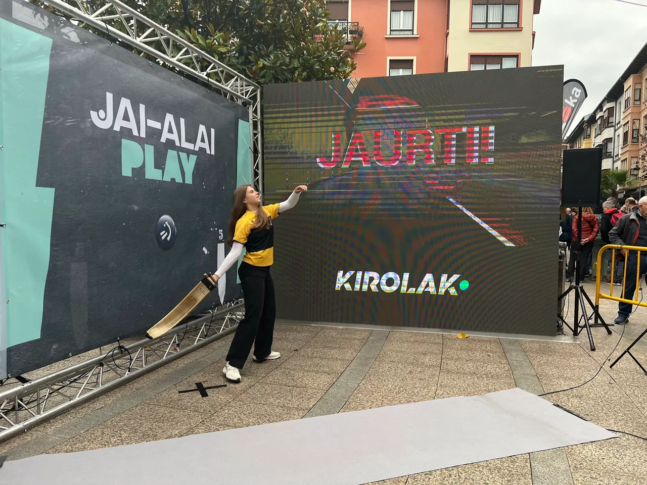 EITB JAI ALAI PLAY JOKOAREN AURKEZPENA 3