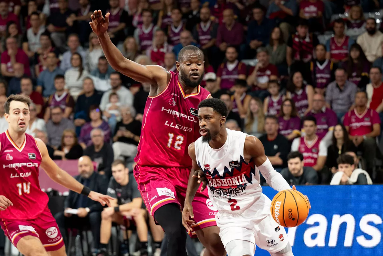 Kobi Simmons Baskonia - Lleida