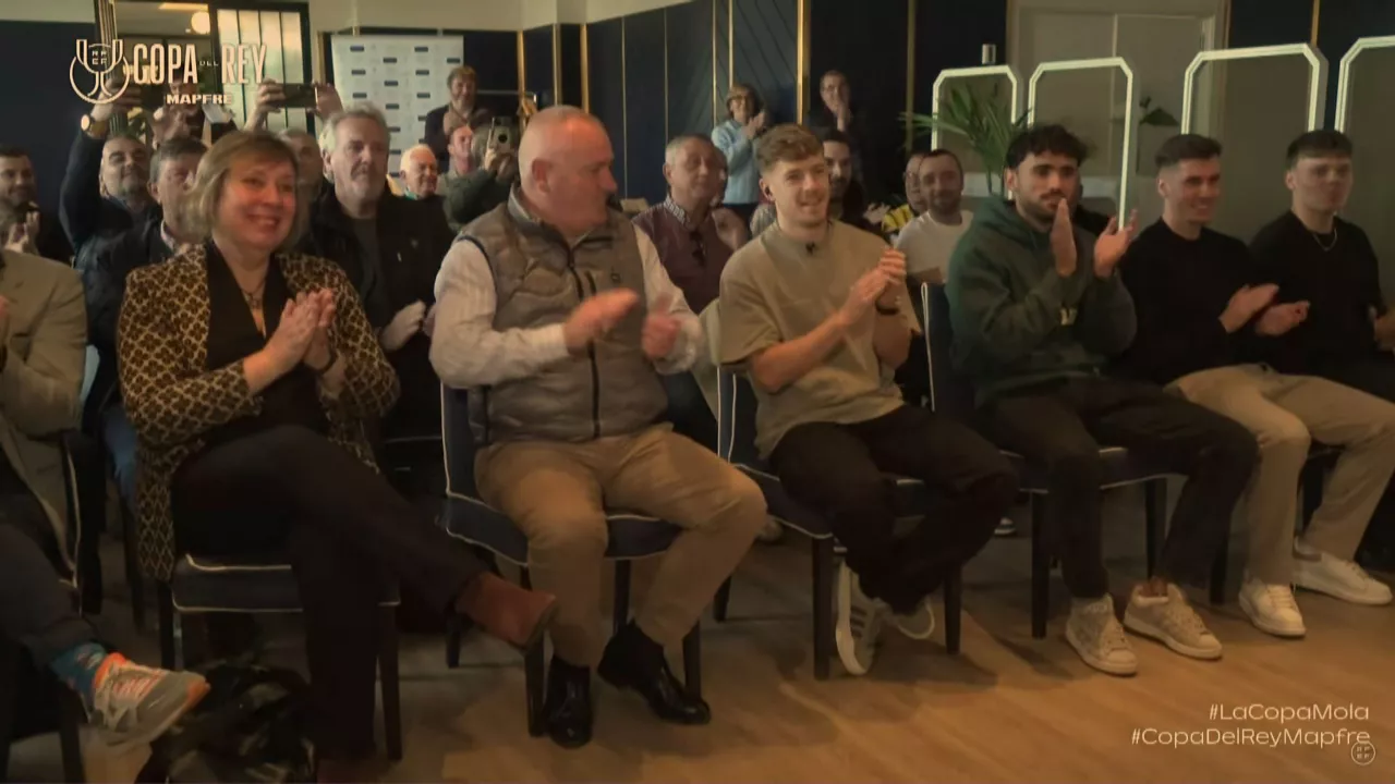 Los jugadores del Portugalete han seguido en directo la retransmisión del sorteo