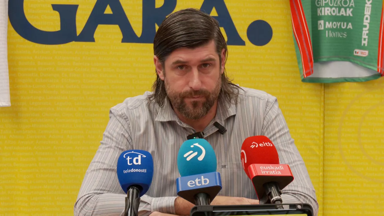 20251120174408_gurutz-aginagalde-irudek-bidasoairun-taldeko-presidentea_