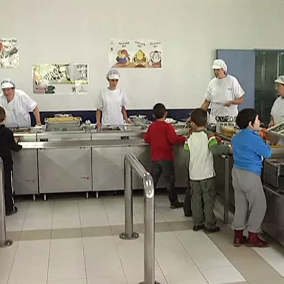 <img style="float:left;margin:5px;" src="http://10.126.2.21/media/images/2009/11/20/203734/203734_jantokiak_thumbnail.jpg"/><br/><strong>Jantokia comedor</strong>