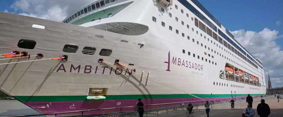El Puerto de Bilbao mantiene escala del crucero afectado por un brote de gastroenteritis