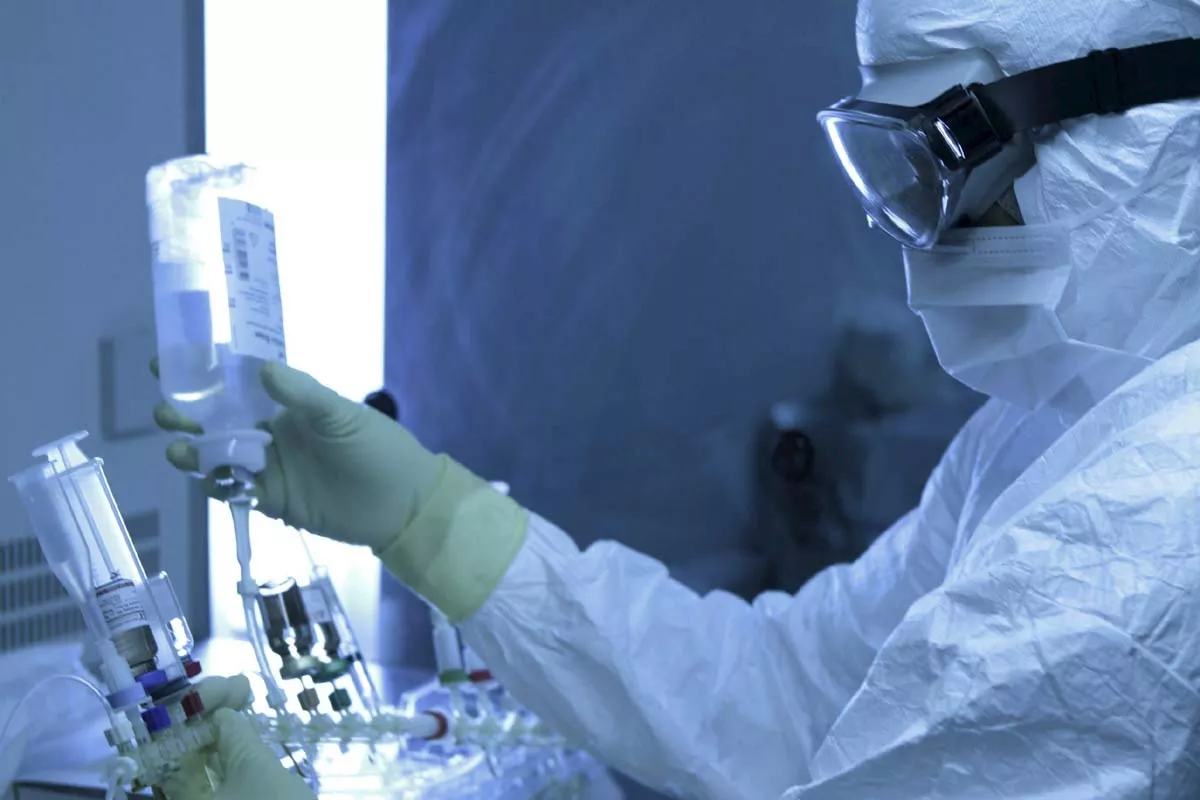 El yoctosegundo, la lucha contra el cáncer de mama y la hipnosis clínica