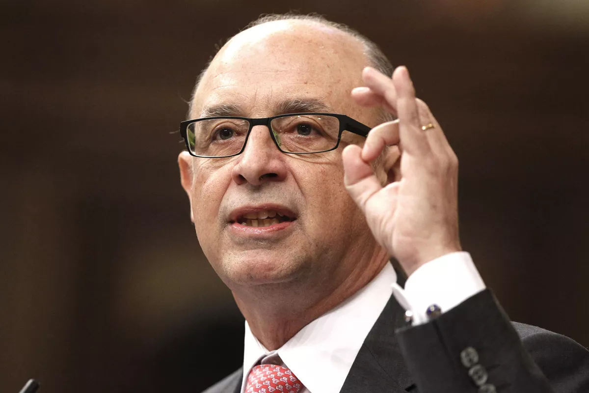 <img style="float:left;margin:5px;" src="http://10.126.2.21/media/images/2012/01/11/595955/595955_montoro_albistea_thumbnail.jpg"/><br/><strong>montoro efe</strong>