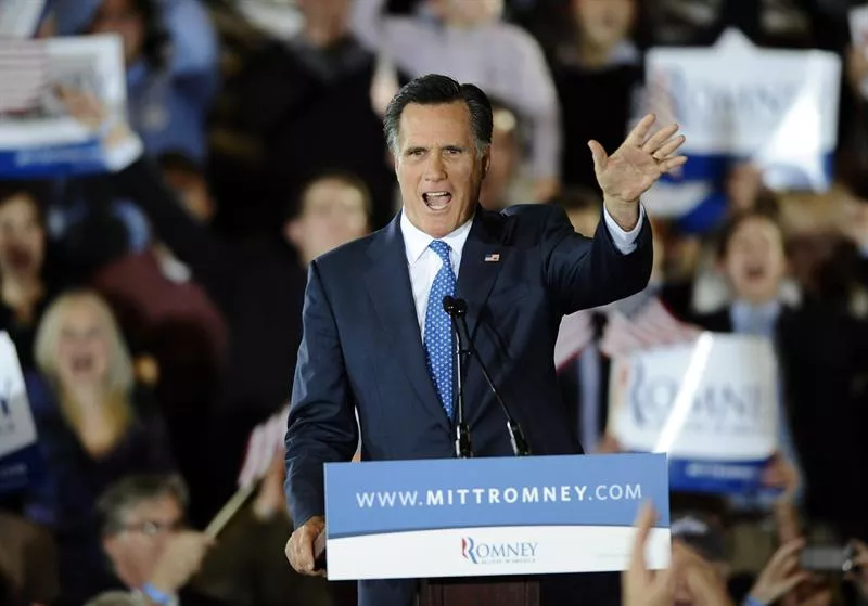 "<img style=""float:left;margin:5px;"" src=""http://10.126.2.21/media/images/2012/03/07/622777/622777_mitt_romney_thumbnail.jpg""/><br/><strong>Mitt Romney Massachussets supermartes EFE</strong>"