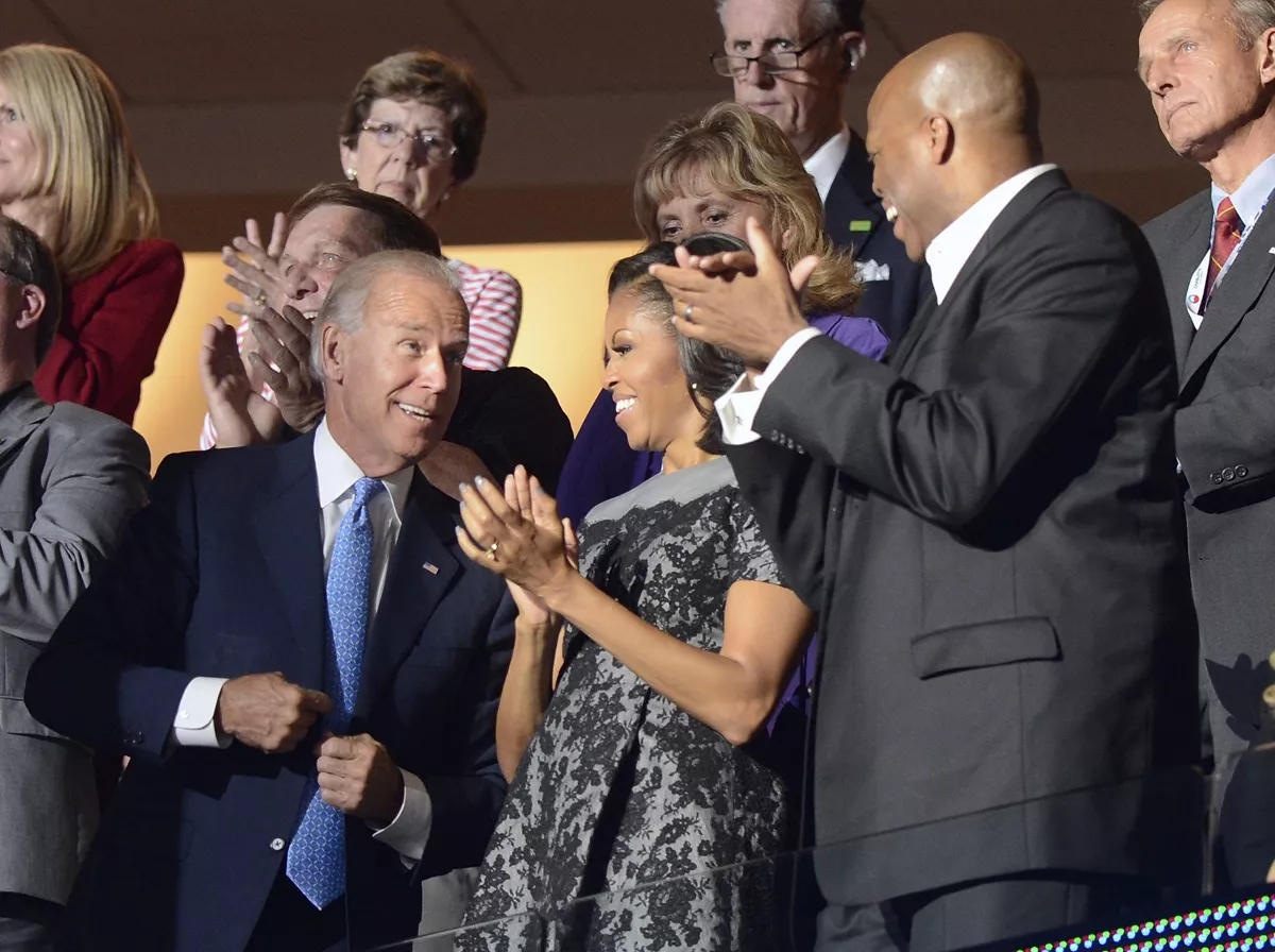 El vicepresidente Joe Biden junto a la primera dama, Michelle Obama. Foto: EFE