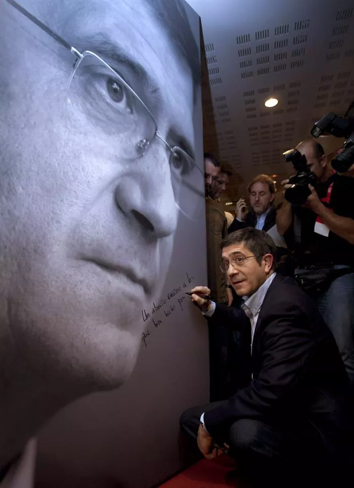 Patxi Lopez PSE-EEko idazkari orokorra.