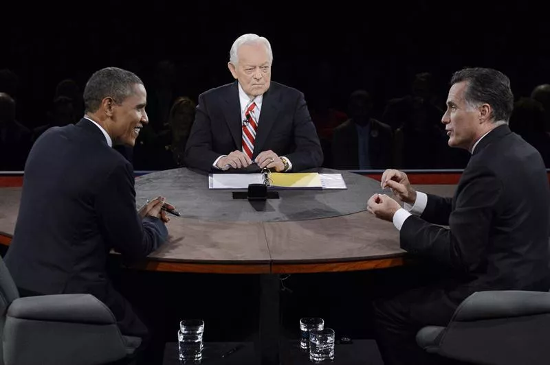 "<img style=""float:left;margin:5px;"" src=""http://10.126.2.21/media/images/2012/10/23/727658/727658_obama_romney_thumbnail.jpg""/><br/><strong>Barack Obama Mitt Romney hirugarren eztabaida debate EFE</strong>"