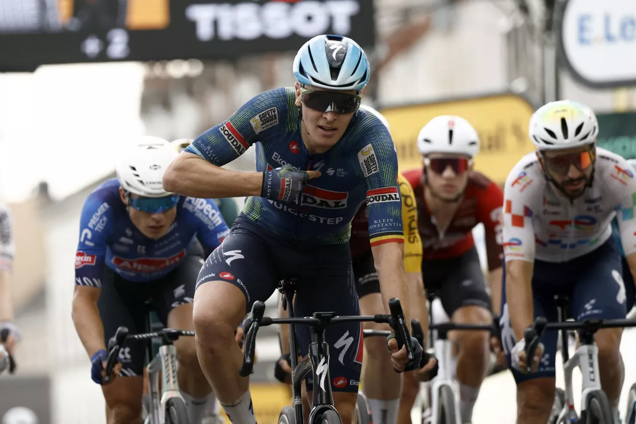 Tim-Merlier-12-etapa-Tour-de-Francia