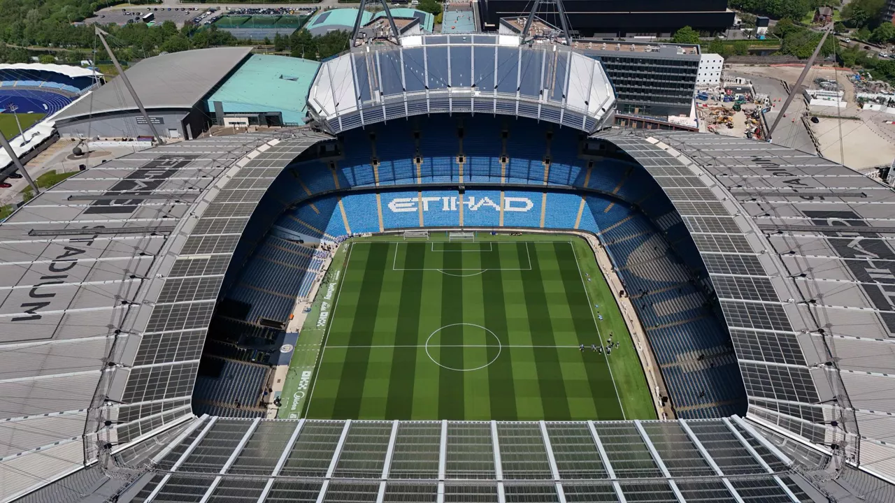 MANCHESTER (United Kingdom), 25/09/2026.- (FILE) - General aerial view of Etihad Stadium ahead of the English Premier League match Manchester City against Aston Villa, in Manchester, Britain, 24 May 2026. (Reino Unido) EFE/EPA/GARY OAKLEY EDITORIAL USE ONLY. No use with unauthorized audio, video, data, fixture lists, club/league logos, 'live' services or NFTs. Online in-match use limited to 120 images, no video emulation. No use in betting, games or single club/league/player publications.
