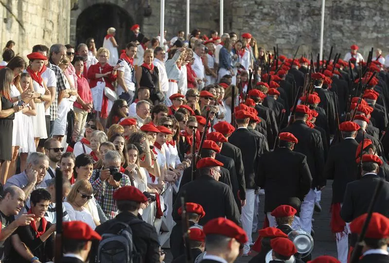 alarde hondarribia EFE