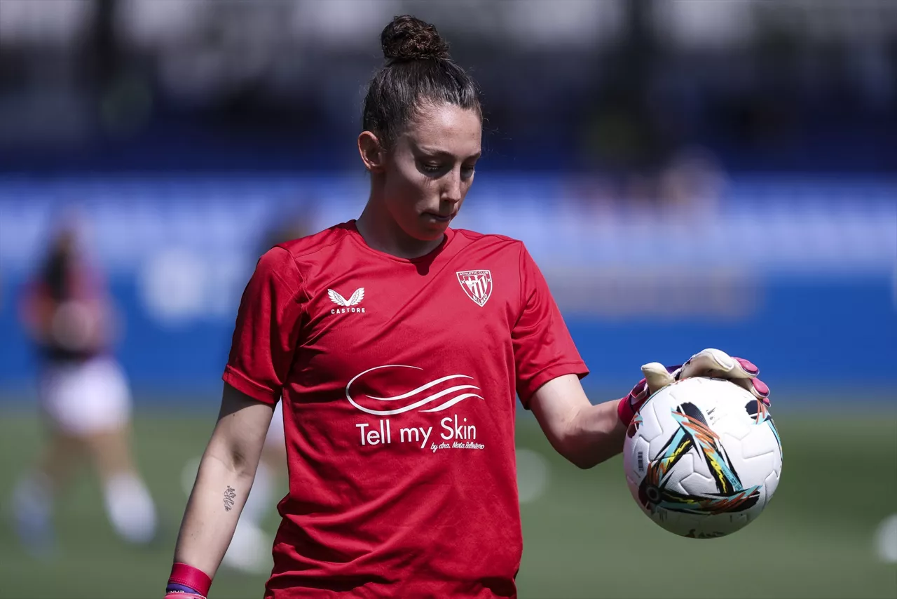 Adriana Nanclares (Athetic)