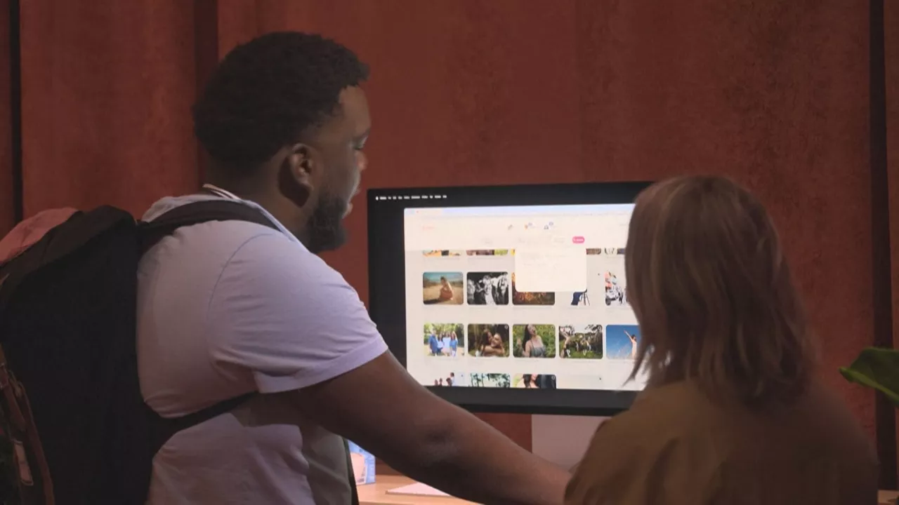 Two people searching the Airbnb platform.