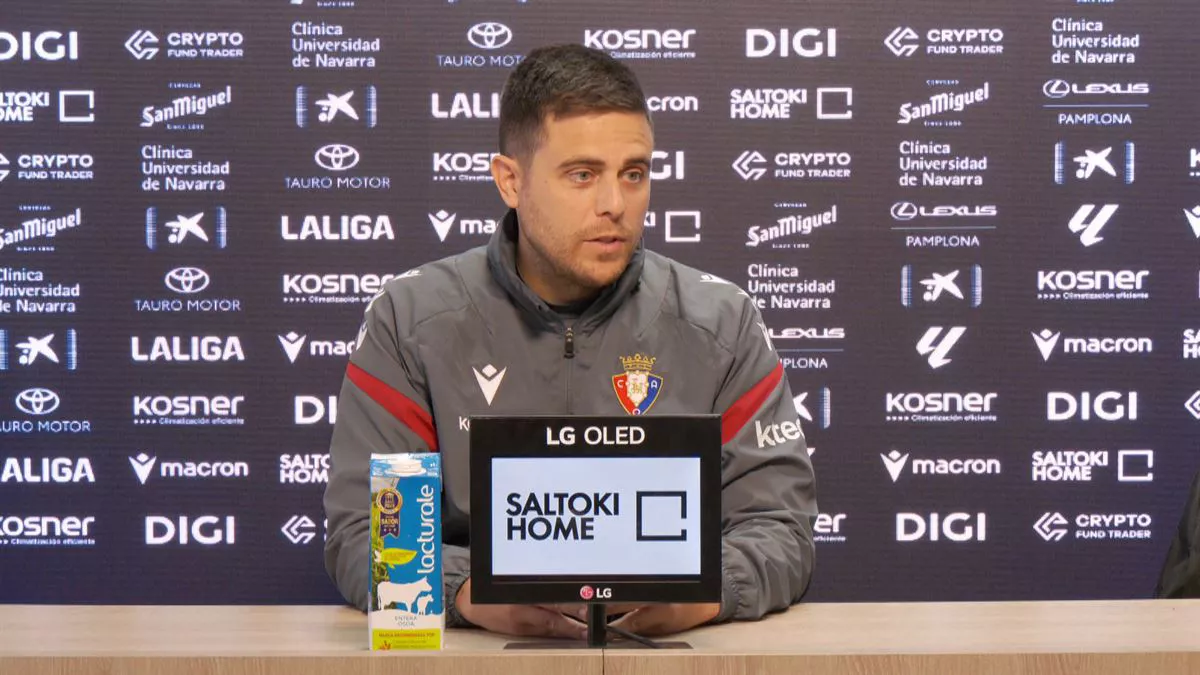 Alessio Lisci Osasunako entrenatzailea.