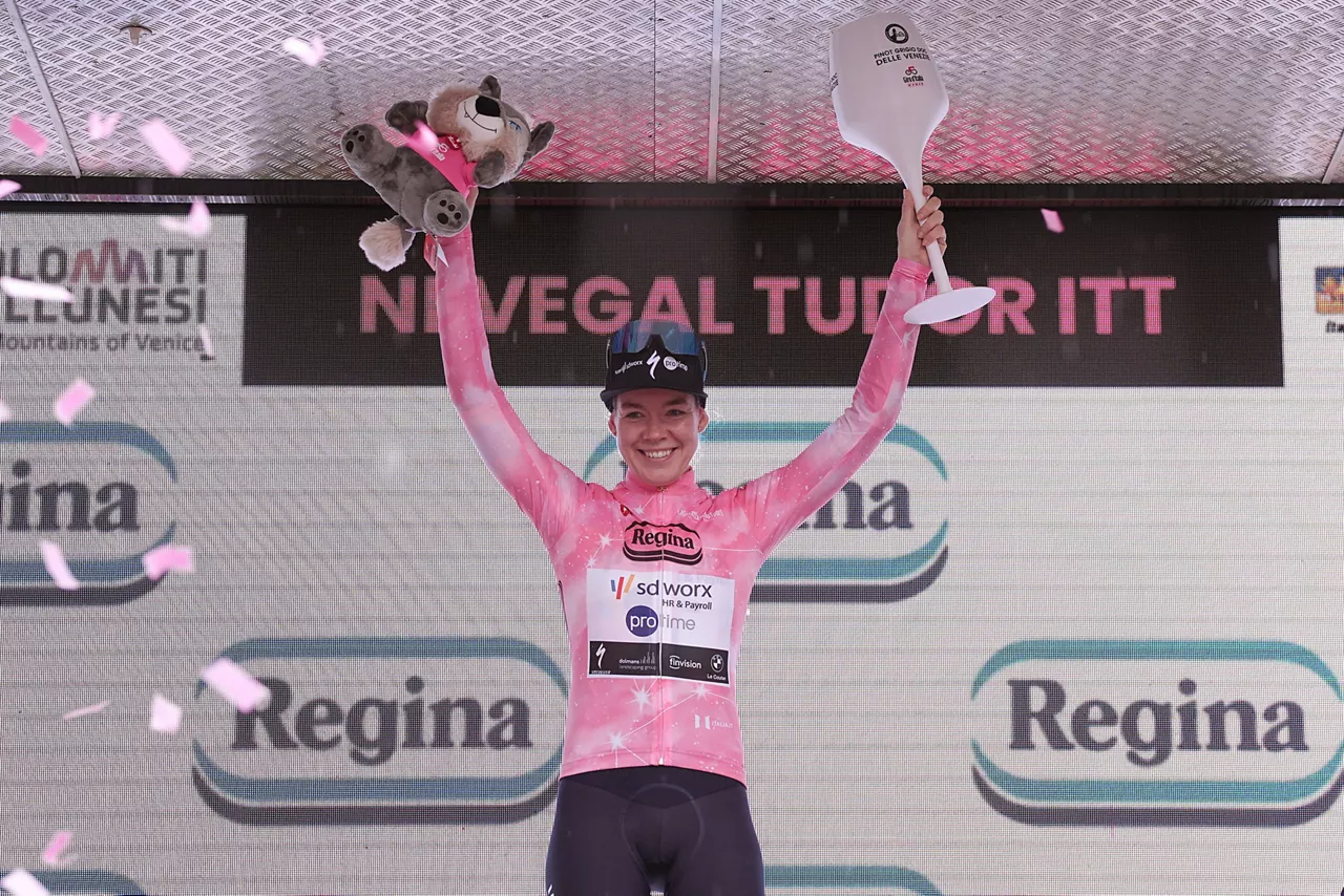 Anna-van-der-Breggen-Giro-Italia-etapa-4
