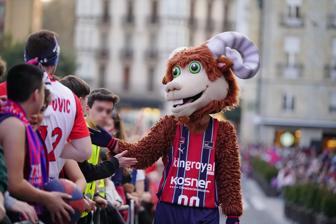 Akerrek ez du hitzordura hutsik egin. Argazkia: Europa Press