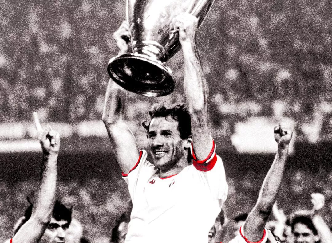 Franco Baresi Europako Kopa altxatzen