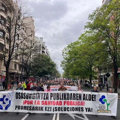 Osasungintza publikoaren aldeko manifestazioa Bilbon