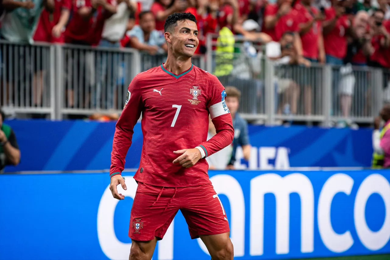 Cristiano Ronaldo (Portugal)
