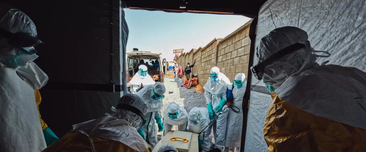 NAIROBI, 05/08/2026.- El Gobierno de la República Democrática del Congo (RDC) elevó a 1.751 el número de muertos y a 3.874 los casos confirmados de ébola por el brote declarado en el este del país el pasado 15 de mayo. Según el último boletín publicado por el Ministerio de Comunicación congoleño, con datos recopilados hasta el 3 de agosto, la tasa de letalidad se sitúa actualmente en el 45,1 %.-EFE/ Julien Dewarichet/MSF***SOLO USO EDITORIAL/SOLO DISPONIBLE PARA ILUSTRAR LA NOTICIA QUE ACOMPAÑA (CRÉDITO OBLIGATORIO)***
