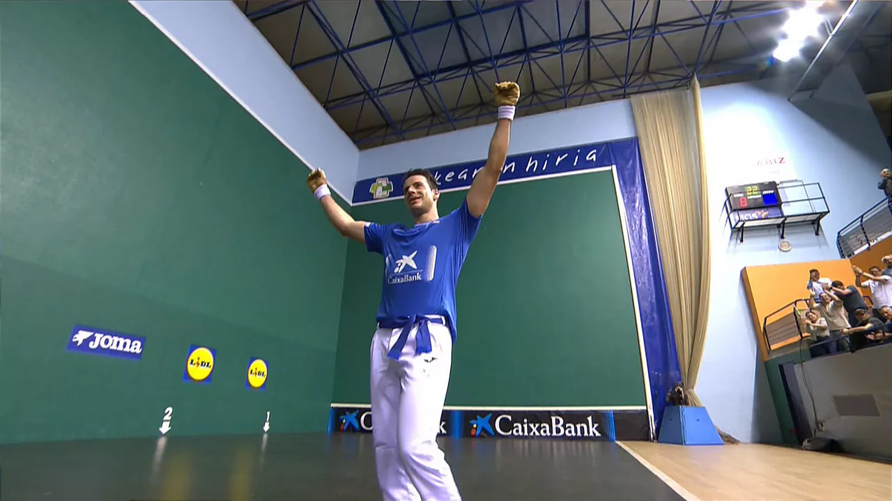 Dario Altunari gailendu zaio Buruz Buruko txapelketaren bigarren jardunaldian