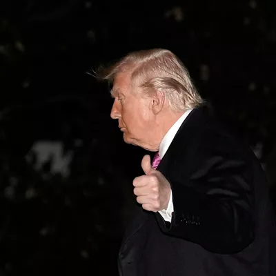 Washington (United States), 29/03/2026.- US President Donald Trump walks on the South Lawn of the White House upon his return to Washington, DC, USA, 29 March 2026. EFE/EPA/Yuri Gripas / POOL
