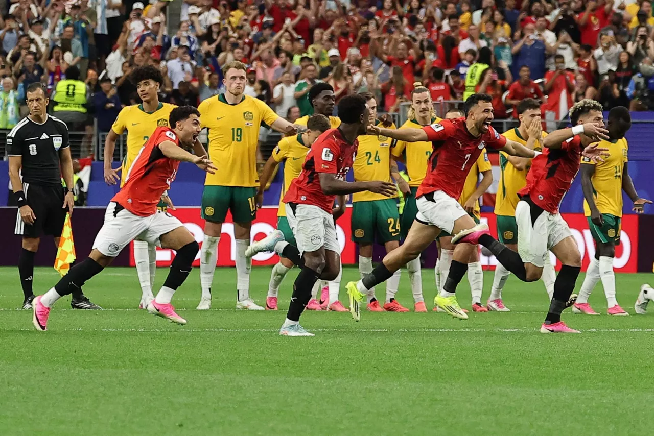 DALLAS (United States), 03/07/2026.- Players of Egypt celebrate after winning the FIFA World Cup 2026 Round of 32 match Australia against Egypt, in Dallas, USA, 03 July 2026. (Egipto) EFE/EPA/CHRISTOPHER NEUNDORF

