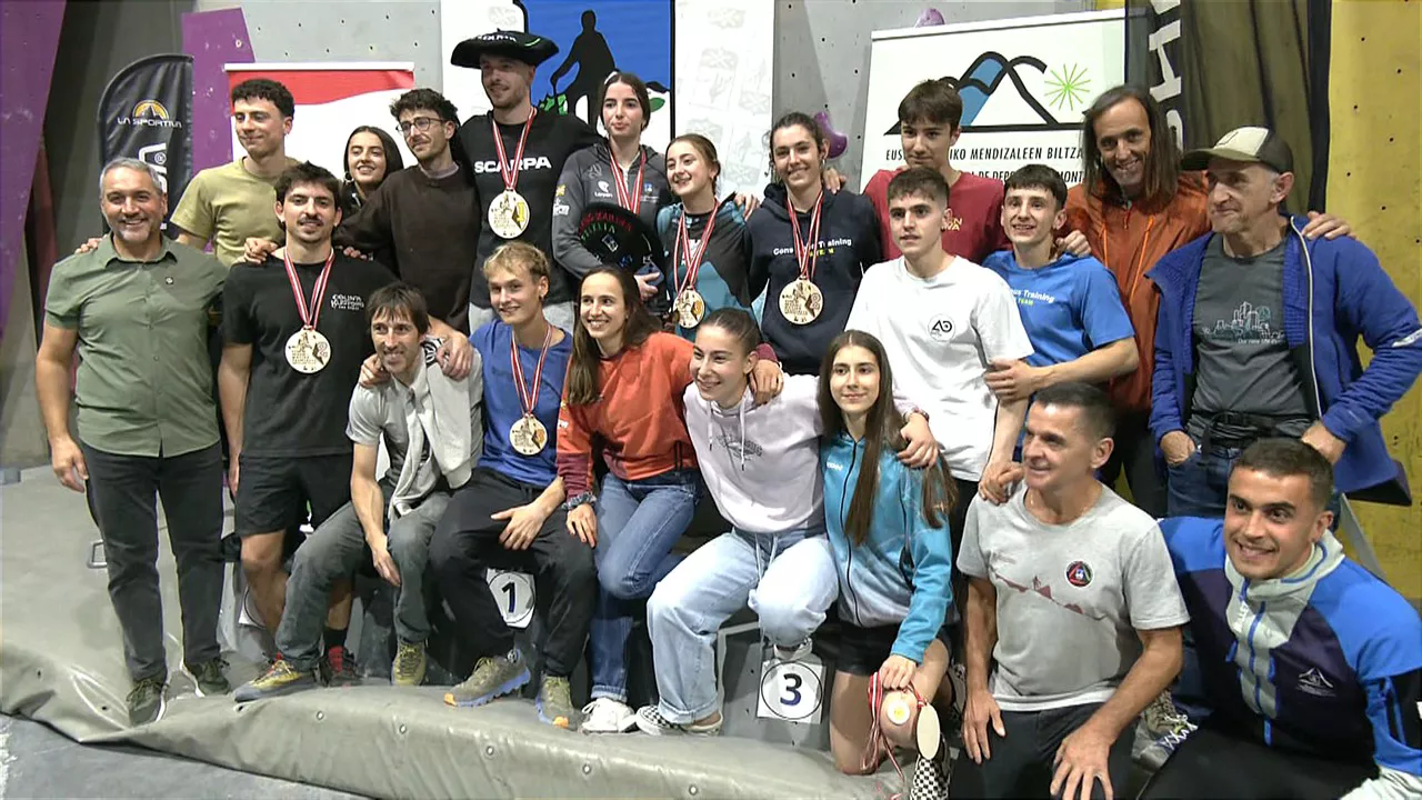 Euskal-Herriko-Boulder-Txapelketa-eskalada