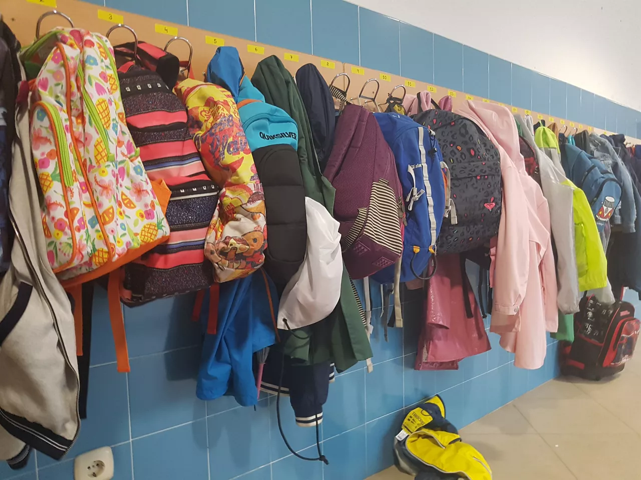 (Foto de ARCHIVO)

Mochilas en un colegio.



REMITIDA / HANDOUT por IREKIA

Fotografía remitida a medios de comunicación exclusivamente para ilustrar la noticia a la que hace referencia la imagen, y citando la procedencia de la imagen en la firma

23/9/2020