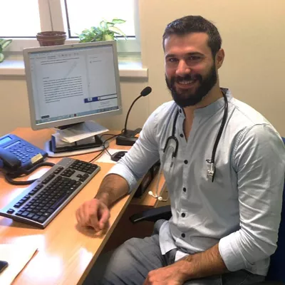 (Foto de ARCHIVO)

Koldo Berganzo



REMITIDA / HANDOUT por OSAKIDETZA

Fotografía remitida a medios de comunicación exclusivamente para ilustrar la noticia a la que hace referencia la imagen, y citando la procedencia de la imagen en la firma

27/8/2025