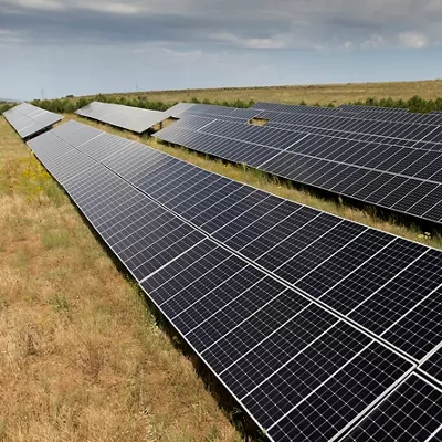 (Foto de ARCHIVO)

Vista de la instalacion de paneles fotovotaicos realizada por EDP en la metalurgica Exide.



REMITIDA / HANDOUT por EDP

Fotografía remitida a medios de comunicación exclusivamente para ilustrar la noticia a la que hace referencia la imagen, y citando la procedencia de la imagen en la firma

15/6/2021