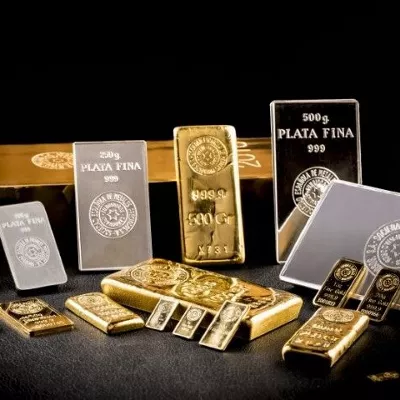 (Foto de ARCHIVO)

Lingotes de oro y plata



REMITIDA / HANDOUT por COCCOCHIMET

Fotografía remitida a medios de comunicación exclusivamente para ilustrar la noticia a la que hace referencia la imagen, y citando la procedencia de la imagen en la firma

01/4/2022