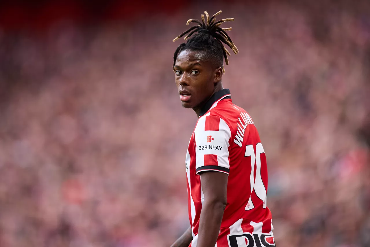 Nico Williams of Athletic Club looks on during the LaLiga EA Sports match between Athletic Club and Levante UD at San Mames on February 8, 2026, in Bilbao, Spain.