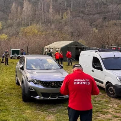 Un operativo de 40 personas, dos helicópteros y 15 vehículos busca a un senderista desaparecido en Arredondo



REMITIDA / HANDOUT por GOBIERNO DE CANTABRIA

Fotografía remitida a medios de comunicación exclusivamente para ilustrar la noticia a la que hace referencia la imagen, y citando la procedencia de la imagen en la firma

22/3/2026