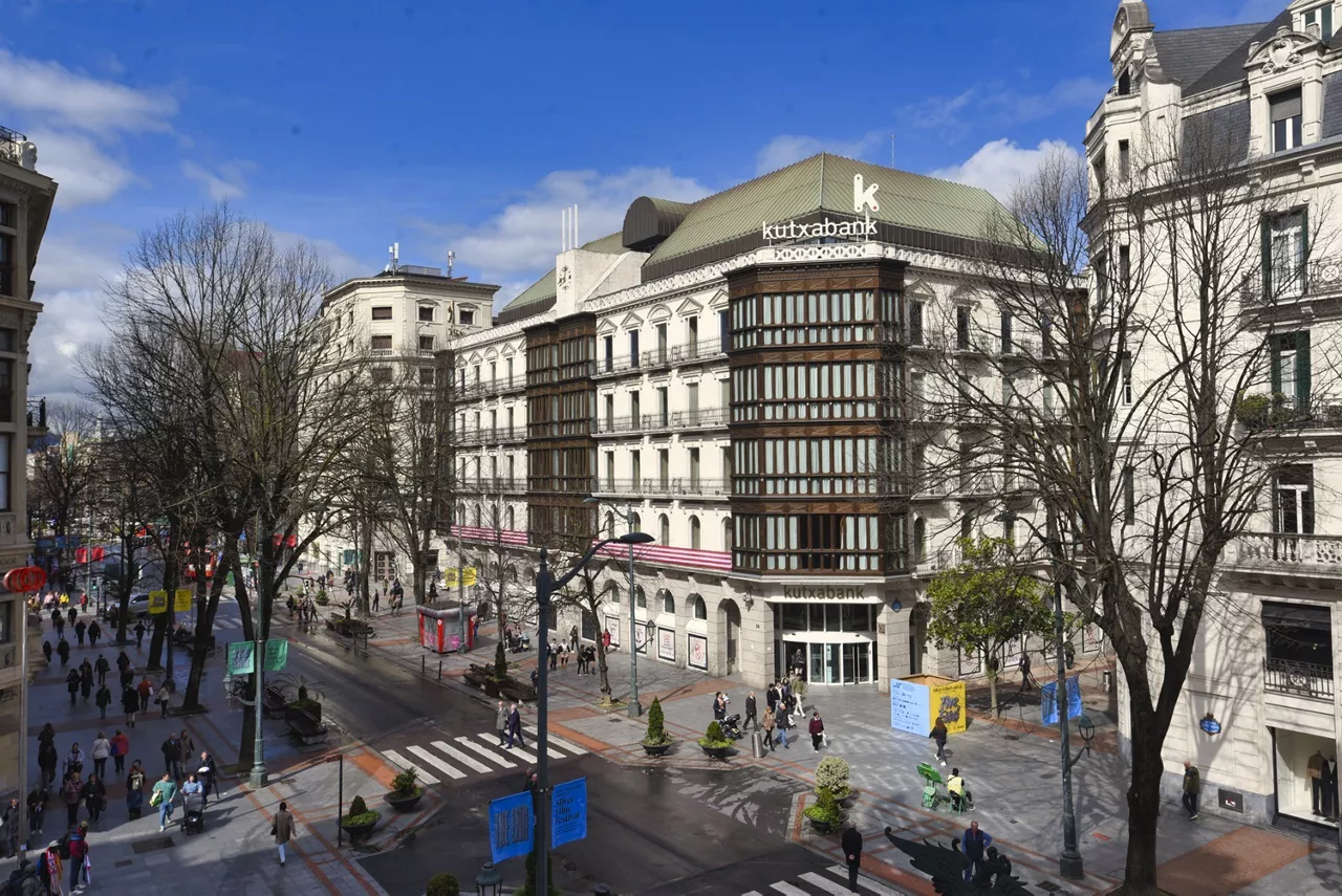 (Foto de ARCHIVO)

Sede de Kutxabank en Bilbao



REMITIDA / HANDOUT por KUTXABANK

Fotografía remitida a medios de comunicación exclusivamente para ilustrar la noticia a la que hace referencia la imagen, y citando la procedencia de la imagen en la firma

12/3/2024
