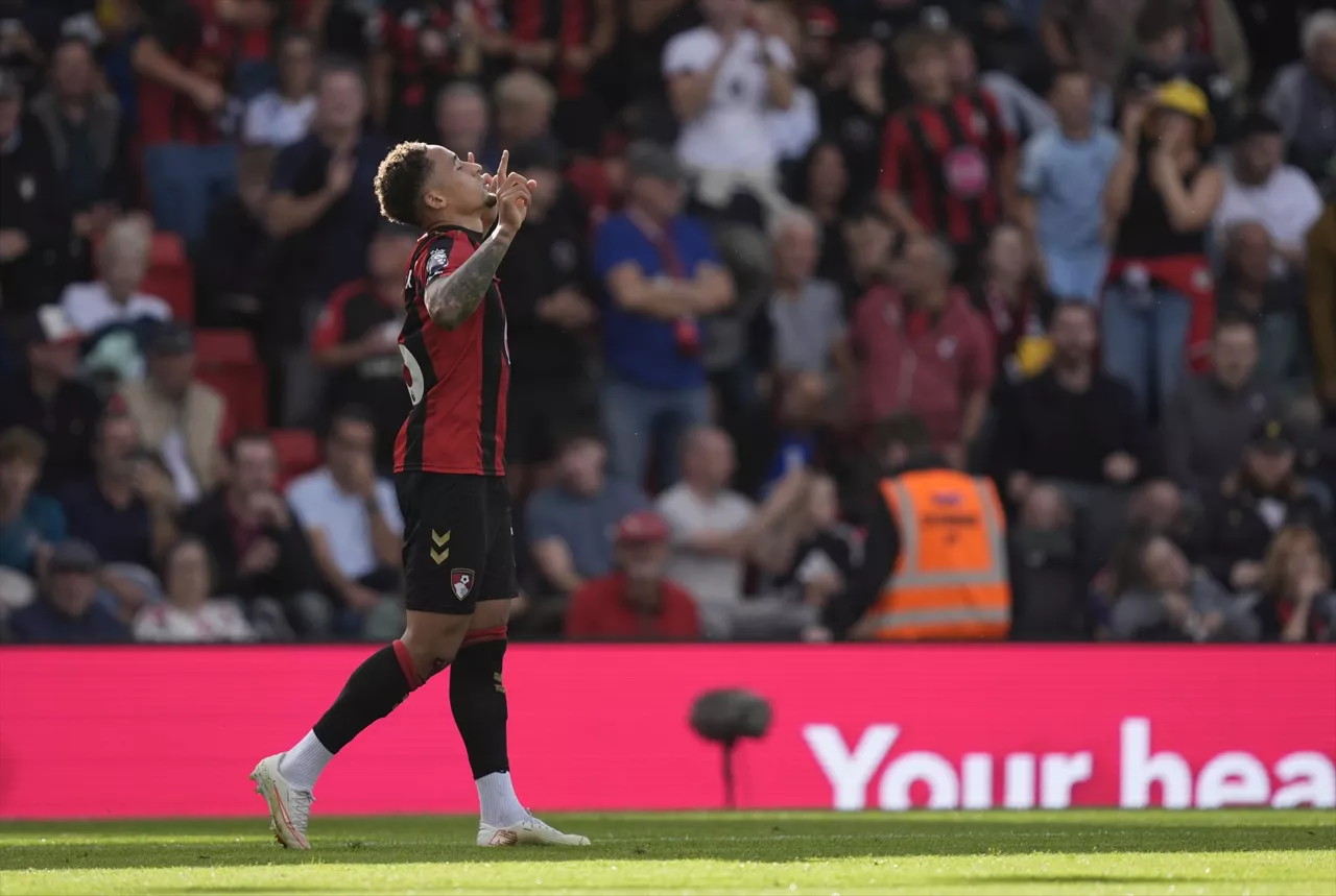 (Foto de ARCHIVO)

12 September 2026, United Kingdom, Bournemouth: Bournemouth's Marcus Tavernier celebrates scoring his side's second goal during the English Premier League soccer match between Bournemouth and Brentford at the Vitality Stadium. Photo: Andrew Matthews/PA Wire/dpa



12/9/2026 ONLY FOR USE IN SPAIN