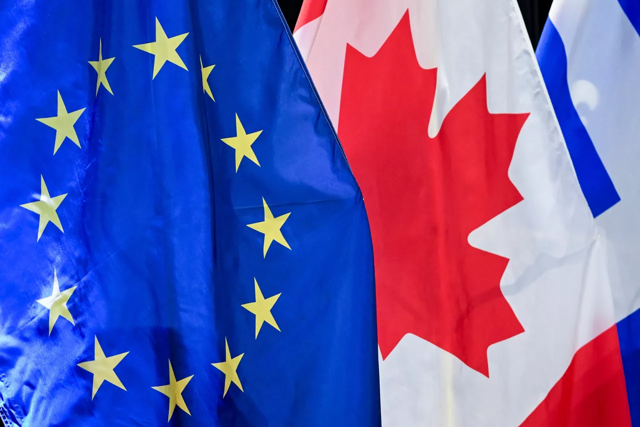Banderas de la UE y Canadá



REMITIDA / HANDOUT por FREDERIC SIERAKOWSKI

Fotografía remitida a medios de comunicación exclusivamente para ilustrar la noticia a la que hace referencia la imagen, y citando la procedencia de la imagen en la firma

29/10/2026