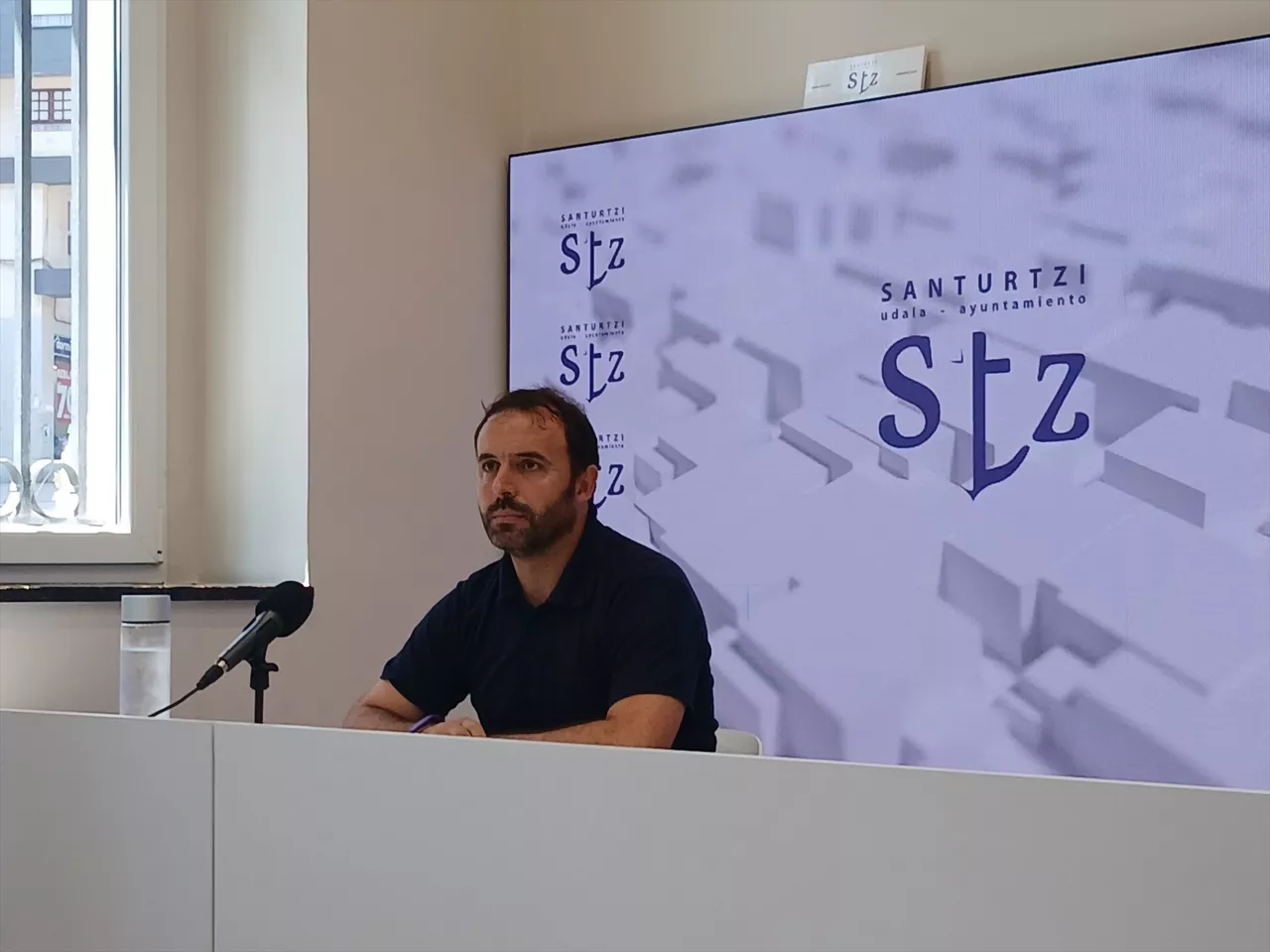 El concejal de Seguridad de Santurtzi, Imanol Urrutxua, en rueda de prensa.



EUROPA PRESS

26/6/2026