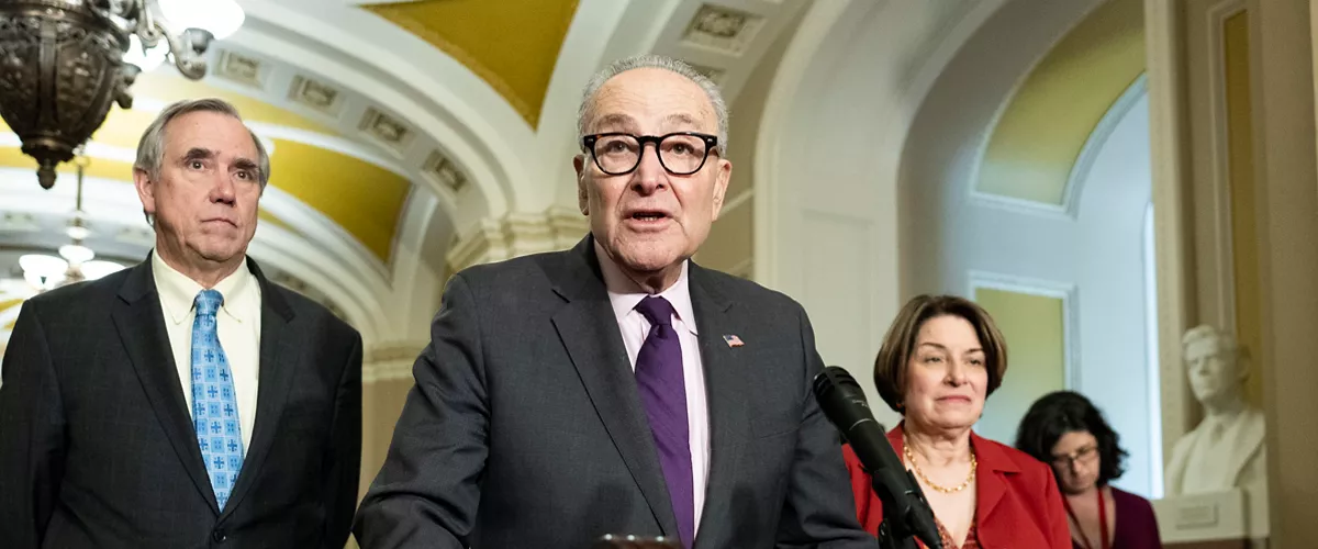 senado estados unidos AEB senatua Chuck Schumer