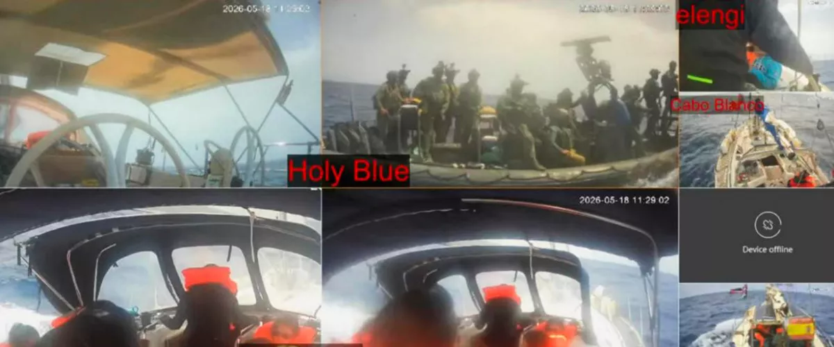 JERUSALÉN/ROMA, 18/05/2026.- Captura de un video de la retransmisión en directo de los propios barcos de la Flotilla Global Sumud que se encuentran rumbo a la Franja de Gaza, donde se observa cómo los militares abordan uno de los buques. La propia Flotilla denuncia en sus canales que "lanchas militares están interceptando" sus barcos "a plena luz del día", a unas 80 millas naúticas al oeste de la isla de Chipre, según el localizador de barcos de la Flotilla. EFE/Flotilla Global Sumud -SÓLO USO EDITORIAL/SOLO USO PERMITIDO PARA ILUSTRAR LA NOTICIA QUE APARECE EN EL PIE DE FOTO (CRÉDITO OBLIGATORIO)-
