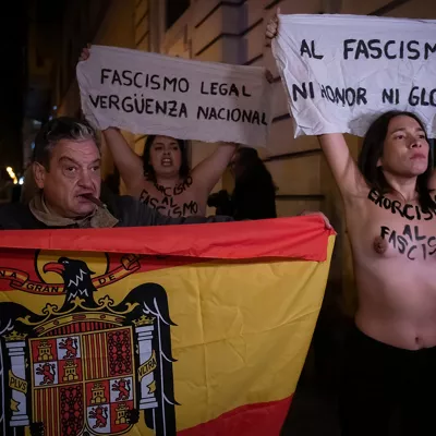 (Foto de ARCHIVO)

Dos activistas de Femen Spain se manifiestan en un acto franquista en la parroquia de los Doce Apóstoles, a 20 de noviembre de 2025, en Madrid (España). El acto, organizado por la Fundación Nacional Francisco Franco y la familia del dictador, conmemora el 50 aniversario del fallecimiento de Franco.



Fernando Sánchez / Europa Press

20 NOVIEMBRE 2025;FEMEN;ACTIVISMO;ACTIVISTAS;FEMINISMO;FASCISMO;FRANQUISMO;

20/11/2025