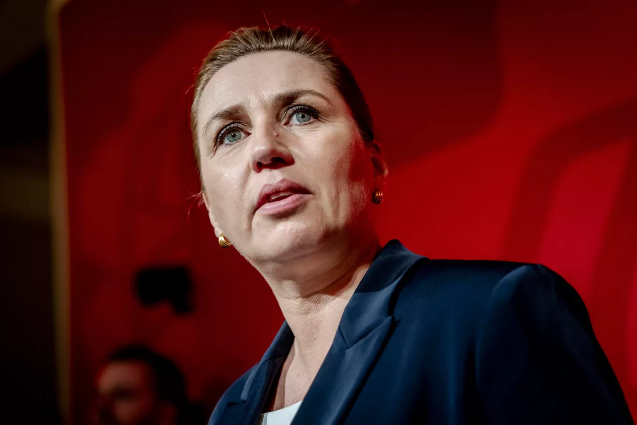 Copenhagen (Denmark), 25/03/2026.- Chairwoman of the Social Democrats, Mette Frederiksen, speaks during the Social Democrats' election celebration in Copenhagen, Denmark, 24 March 2026. Danish voters on 24 March headed to the polls for a snap parliamentary election. (Elecciones, Dinamarca, Copenhague) EFE/EPA/MADS CLAUS RASMUSSEN DENMARK OUT

