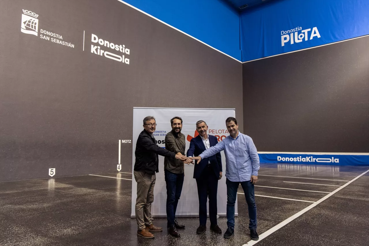 Atano III, akordioa


REMITIDA / HANDOUT por GORKA GOICOECHEA/AYUNTAMIENTO DONOSTIA

Fotografía remitida a medios de comunicación exclusivamente para ilustrar la noticia a la que hace referencia la imagen, y citando la procedencia de la imagen en la firma

25/2/2026