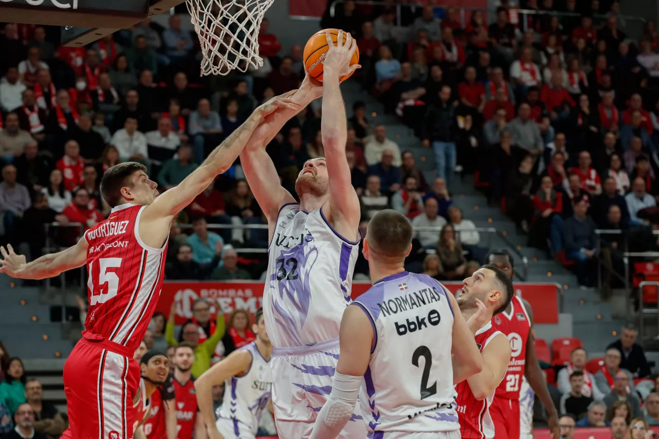 Hlinason (Surne Bilbao)