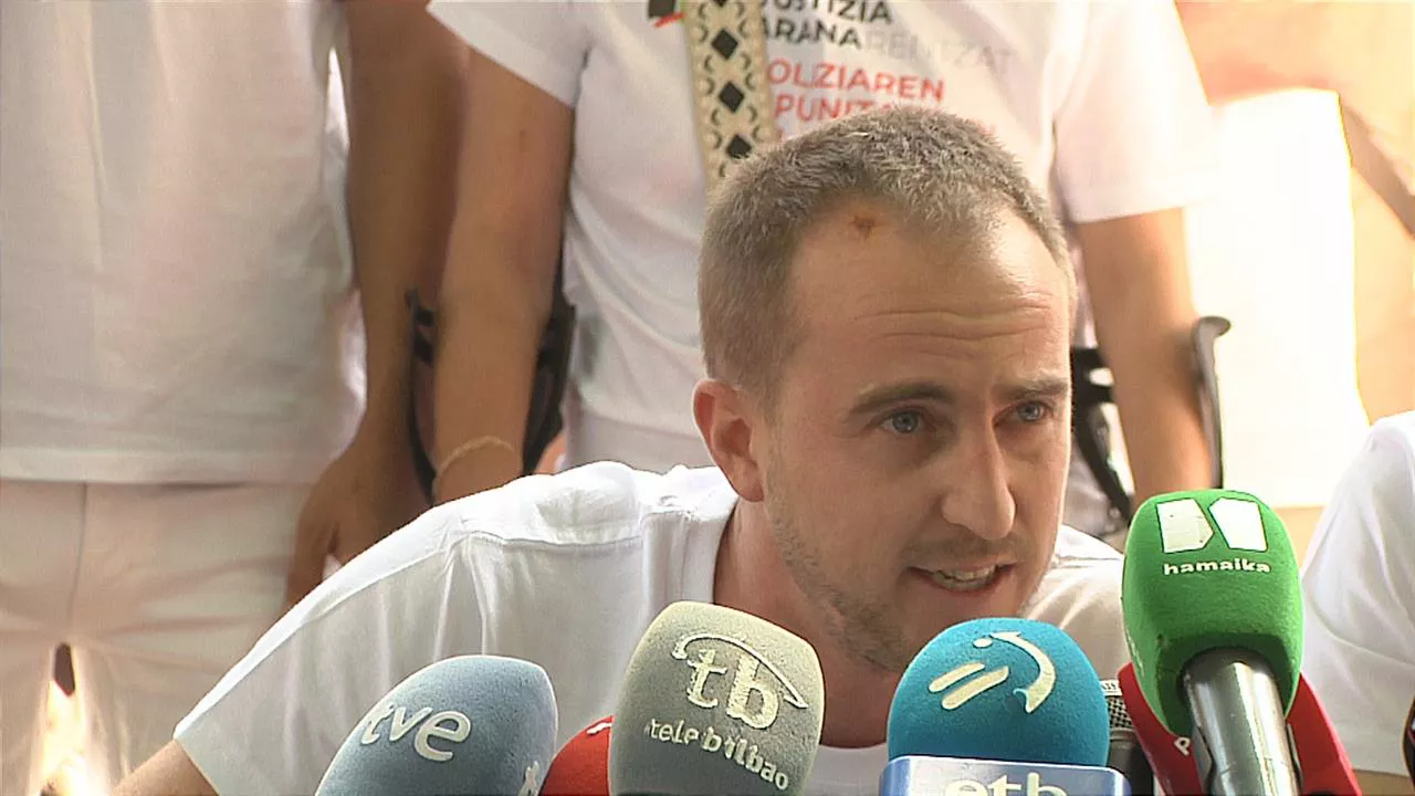 Iker Arana, voisin d'Irala, a perdu un testicule après avoir été frappé par une balle de foam. Image : EITB