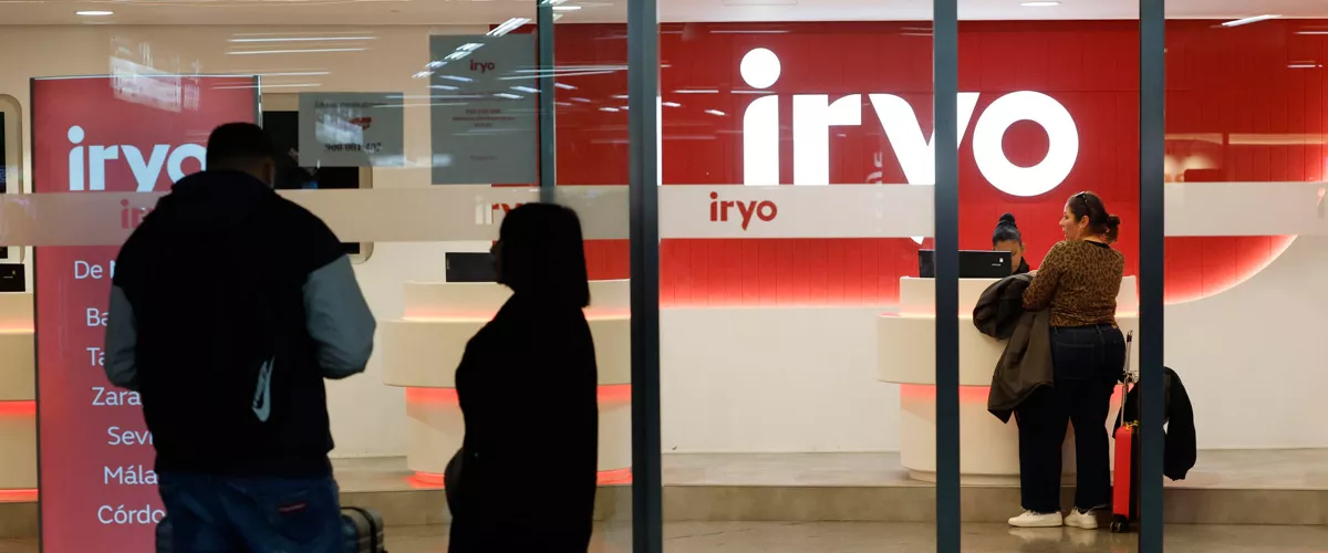 MADRID, 19/01/2026.- Oficina de Iryo en la la estación de Atocha de Madrid este lunes. Treinta y nueve personas fallecidas y más de 20 heridas graves es el balance provisional del accidente entre dos trenes de alta velocidad en Adamuz (Córdoba), una tragedia cuyas causas empiezan a investigarse y que mantiene cortada la comunicación ferroviaria de alta velocidad entre Madrid y Andalucía. EFE/ Chema Moya

