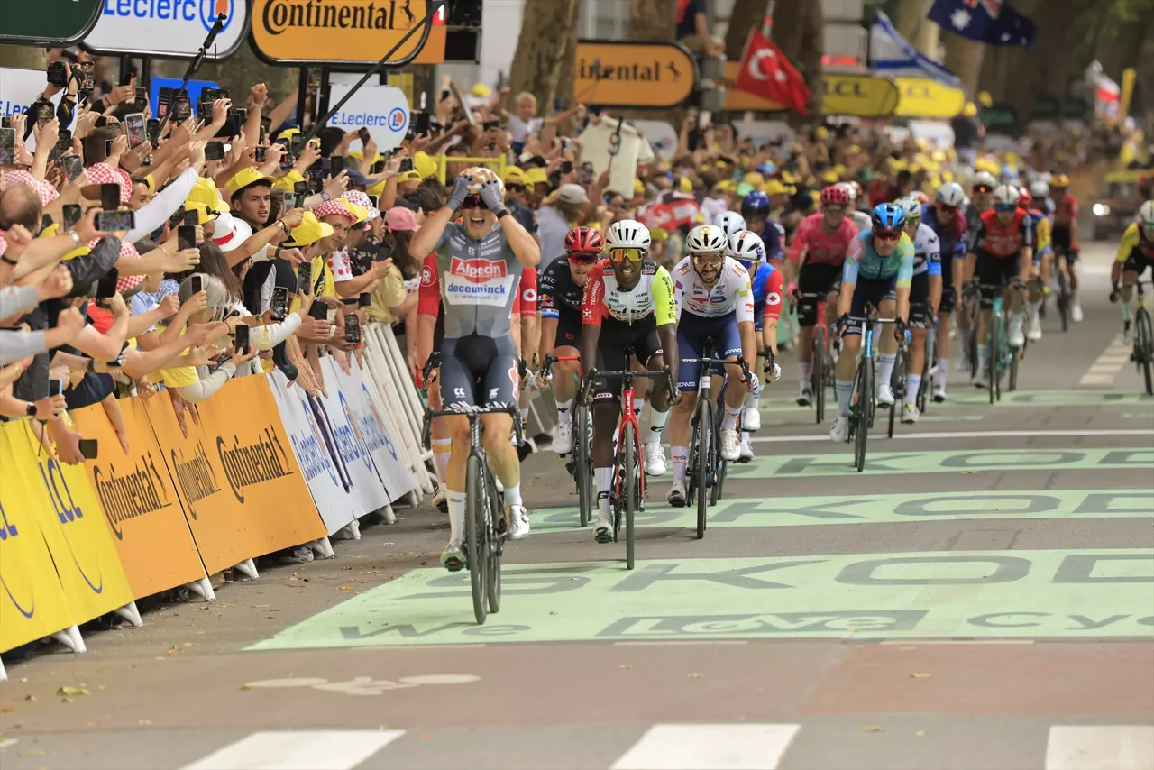 Jasper Philipsen Frantziako Tourra